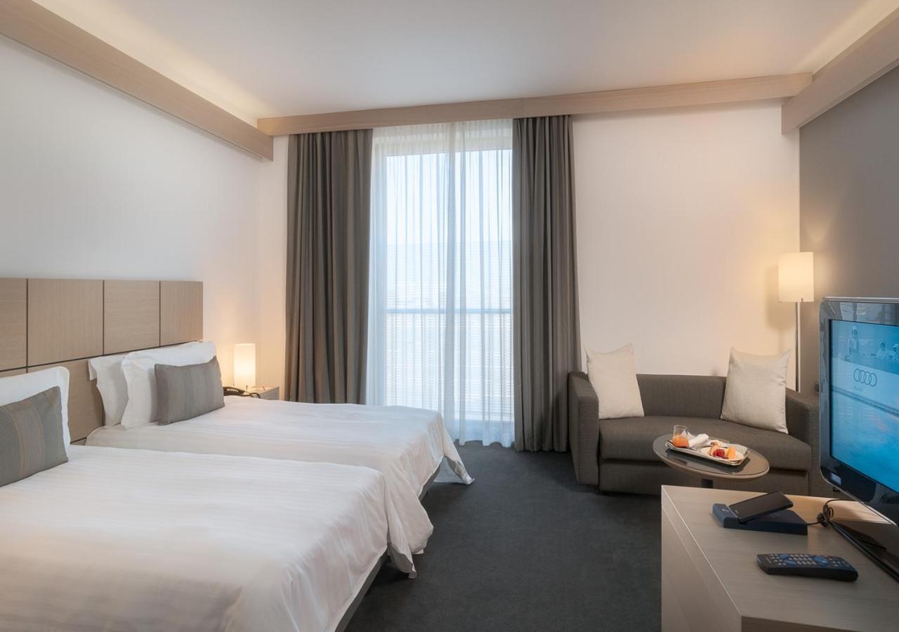 Hotel Domina Milano Fiera Novate Milanese Esterno foto