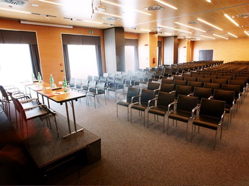 Hotel Domina Milano Fiera Novate Milanese Esterno foto