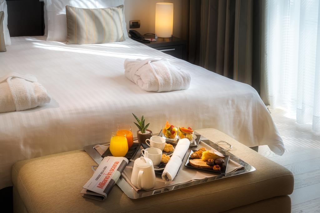 Hotel Domina Milano Fiera Novate Milanese Esterno foto